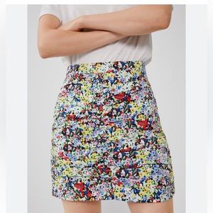 NWOT Zara floral multicoloured ruched mini skirt